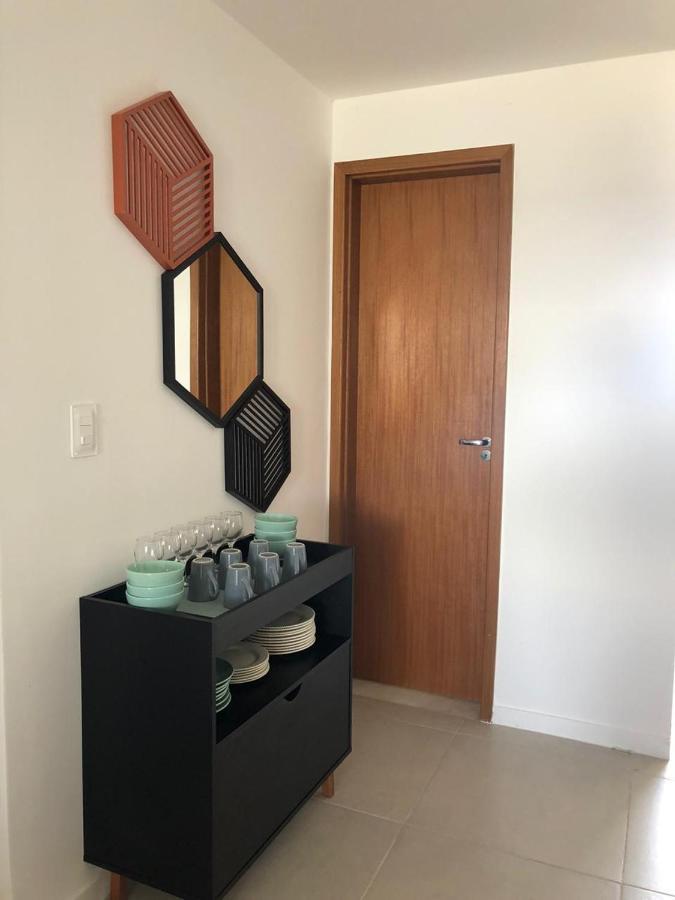 Apto Guarajuba Praia Condominio Porto Smeralda-100 Metros Da Praia Luaran gambar