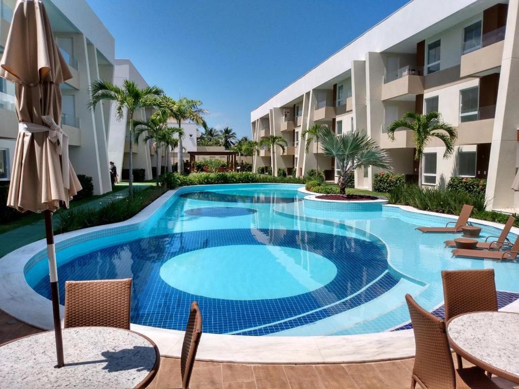 Apto Guarajuba Praia Condominio Porto Smeralda-100 Metros Da Praia Luaran gambar