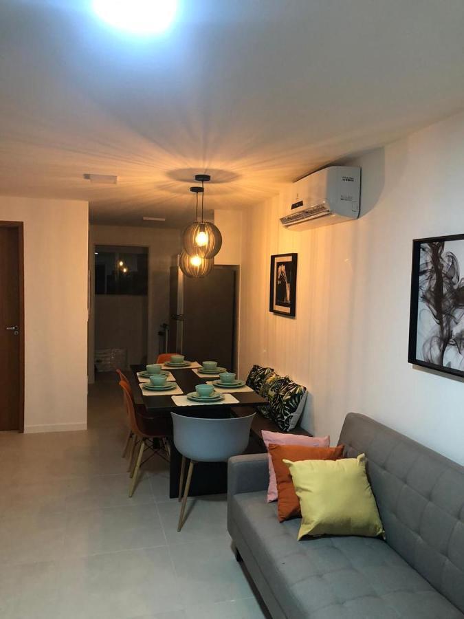Apto Guarajuba Praia Condominio Porto Smeralda-100 Metros Da Praia Luaran gambar
