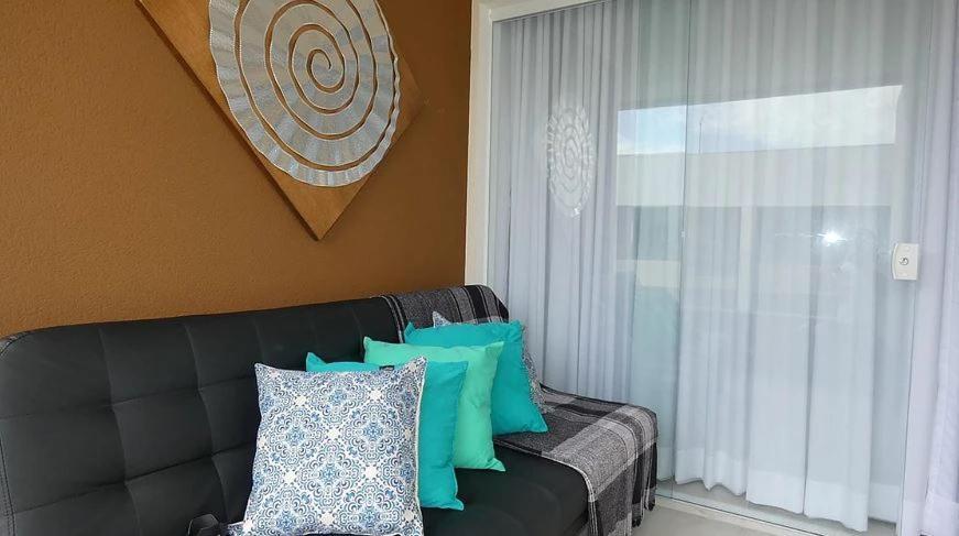 Apto Guarajuba Praia Condominio Porto Smeralda-100 Metros Da Praia Luaran gambar