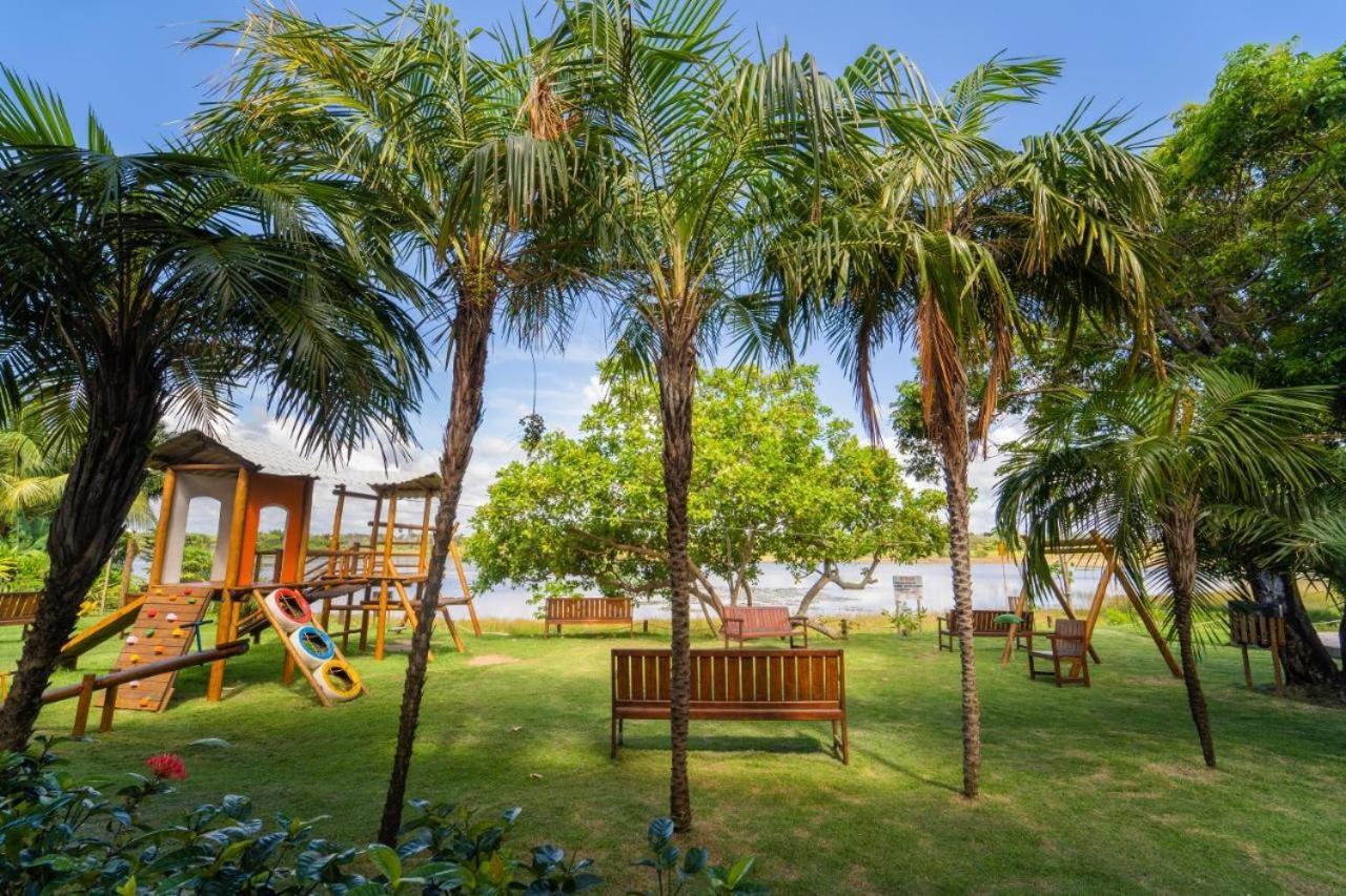 Apto Guarajuba Praia Condominio Porto Smeralda-100 Metros Da Praia Luaran gambar